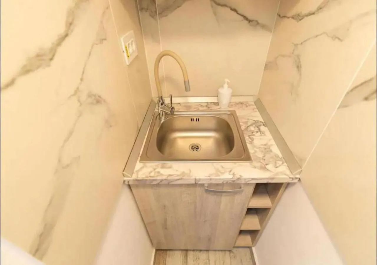 Apartment Tiny Haven - Cozy Studio In Piata Romana Bucharest Romania